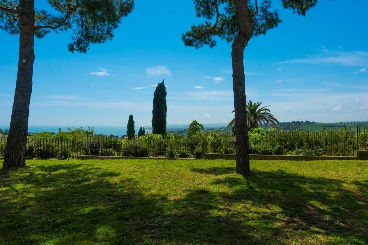 مبيت وإفطار سيرولو Tra Gli Alberi E Il Mare المظهر الخارجي الصورة